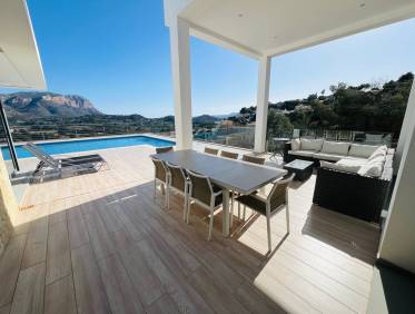 Bestaand - Villa - Denia
