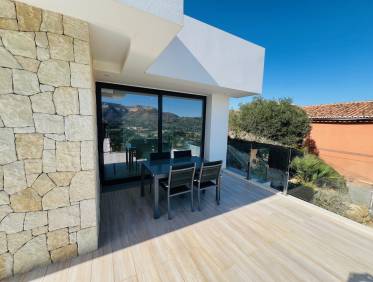 Bestaand - Villa - Denia