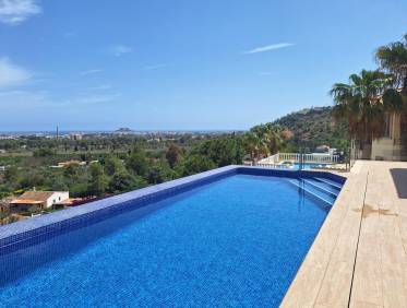 Bestaand - Villa - Denia
