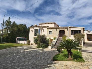 Bestaand - Villa - Denia
