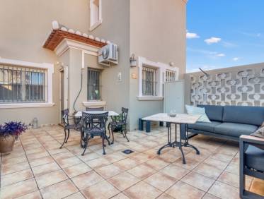 Bestaand - Villa - Denia