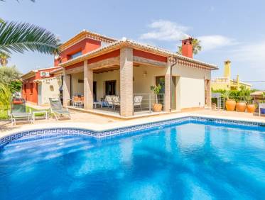 Bestaand - Villa - Denia