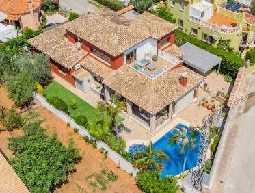 Bestaand - Villa - Denia