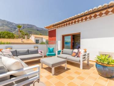 Bestaand - Villa - Denia