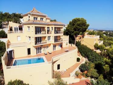 Bestaand - Villa - Denia