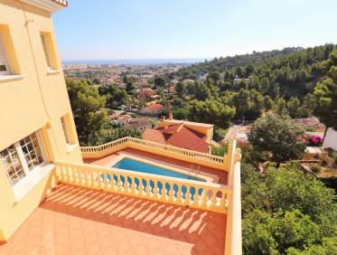 Bestaand - Villa - Denia