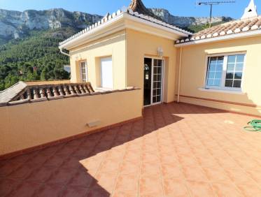Bestaand - Villa - Denia