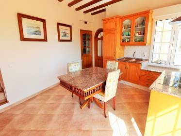 Bestaand - Villa - Denia