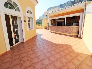 Bestaand - Villa - Denia