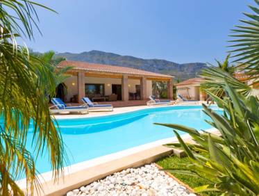 Bestaand - Villa - Denia