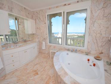 Bestaand - Villa - Denia