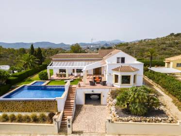 Bestaand - Villa - Denia
