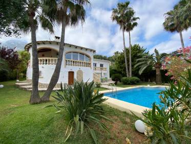 Bestaand - Villa - Denia