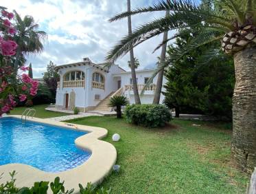 Bestaand - Villa - Denia