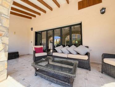 Bestaand - Villa - Denia