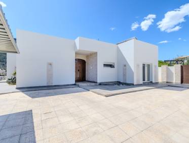 Bestaand - Villa - Denia