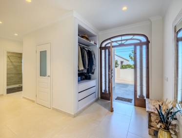 Bestaand - Villa - Denia