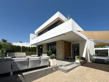 Bestaand - Villa - Denia