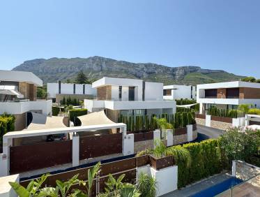Bestaand - Villa - Denia