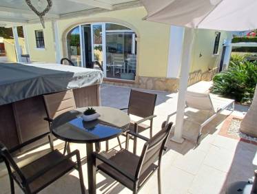 Bestaand - Villa - Denia