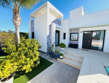 Bestaand - Villa - Denia