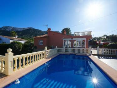 Bestaand - Villa - Denia
