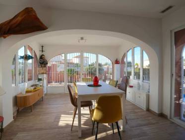 Bestaand - Villa - Denia