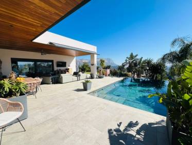 Bestaand - Villa - Denia