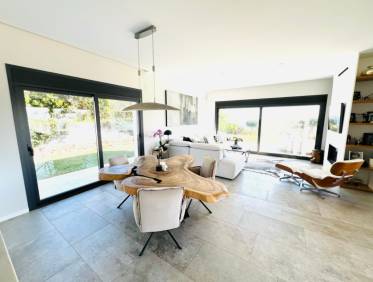 Bestaand - Villa - Denia