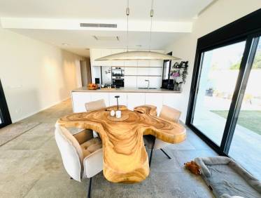 Bestaand - Villa - Denia