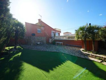 Bestaand - Villa - Denia