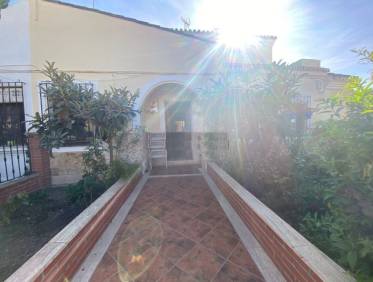 Bestaand - Villa - Estepona