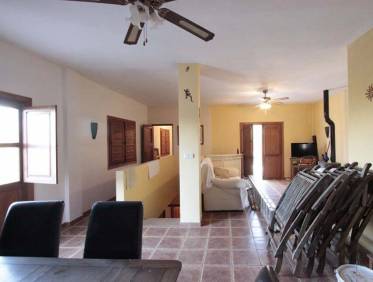 Bestaand - Villa - Guaro