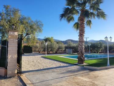 Bestaand - Villa - Hondón de las Nieves - Hondón de las Nieves / el Fondó de les Neus