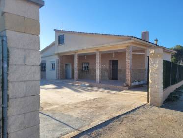 Bestaand - Villa - Hondón de las Nieves - Hondón de las Nieves / el Fondó de les Neus