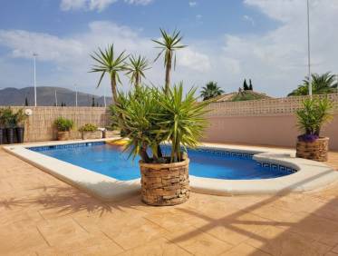 Bestaand - Villa - Hondón de las Nieves - Hondón de las Nieves / el Fondó de les Neus