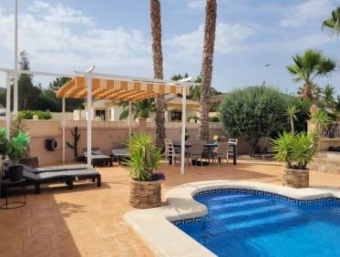 Bestaand - Villa - Hondón de las Nieves - Hondón de las Nieves / el Fondó de les Neus