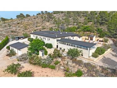 Bestaand - Villa - Hondón de las Nieves - Hondón de las Nieves / el Fondó de les Neus