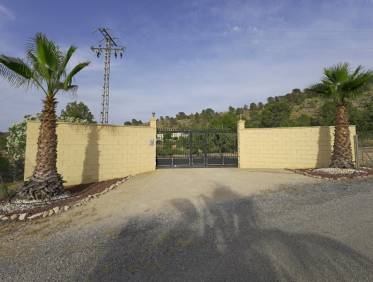 Bestaand - Villa - Hondón de las Nieves - Hondón de las Nieves / el Fondó de les Neus