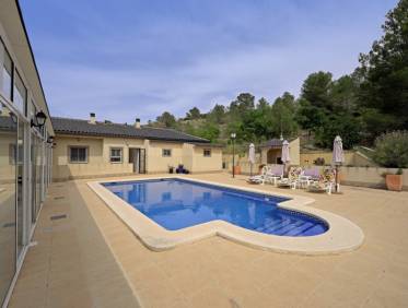 Bestaand - Villa - Hondón de las Nieves - Hondón de las Nieves / el Fondó de les Neus