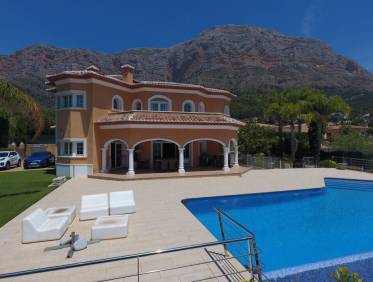 Bestaand - Villa - Jávea - Montgo