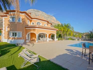 Bestaand - Villa - Jávea - Montgo