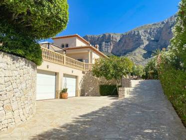 Bestaand - Villa - Jávea - Montgo