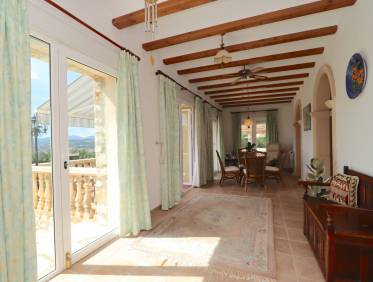 Bestaand - Villa - Jávea
