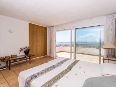 Bestaand - Villa - Jávea
