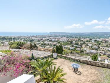 Bestaand - Villa - Jávea