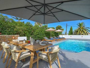 Bestaand - Villa - Jávea