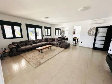 Bestaand - Villa - Jávea