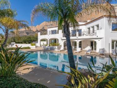Bestaand - Villa - Jávea