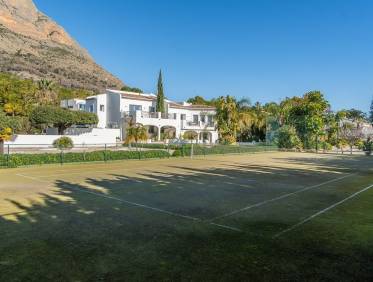 Bestaand - Villa - Jávea